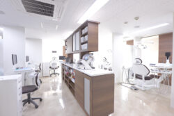 あいおい歯科内観1