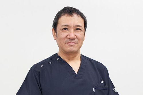ローレル歯科医院の院長